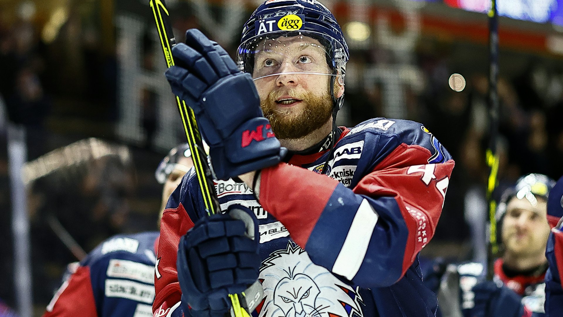 220308 Linköpings Jonas Junland jublar under ishockeymatchen i SHL mellan Linköping och Leksand den 8 mars 2022 i Linköping.
Foto: Peter Holgersson / BILDBYRÅN / COP 102 / PH0123
ishockey ice hockey shl svenska hockeyligan swedish hockey league linköping leksand