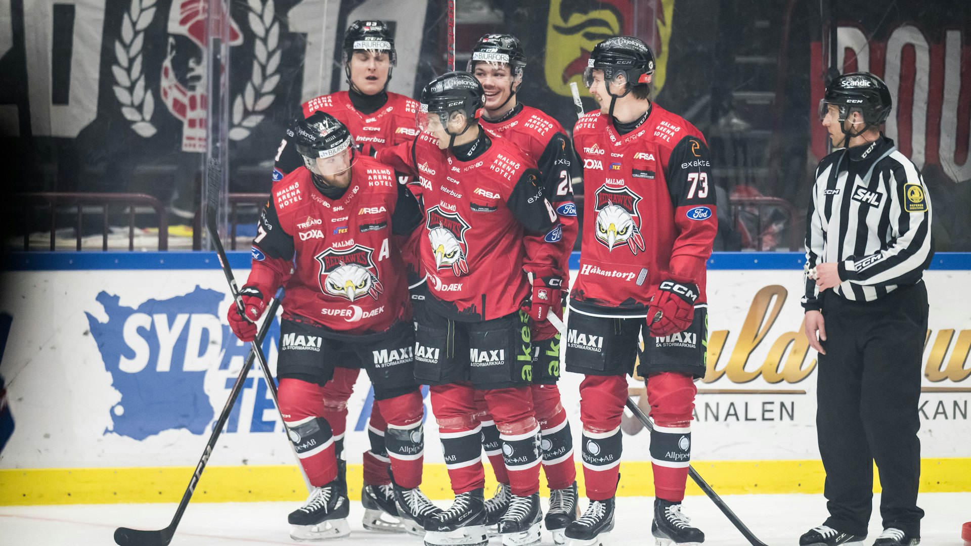 240229 Malmö Redhawks Joakim Ryan jublar efter 1-0 under ishockeymatchen i SHL mellan Malmö Redhawks och Oskarshamn den 29 februari 2024 i Malmö.
Foto: Petter Arvidson / BILDBYRÅN / kod PA / PA0773
ishockey ice hockey shl svenska hockeyligan swedish hockey league malmö redhawks oskarshamn jubel