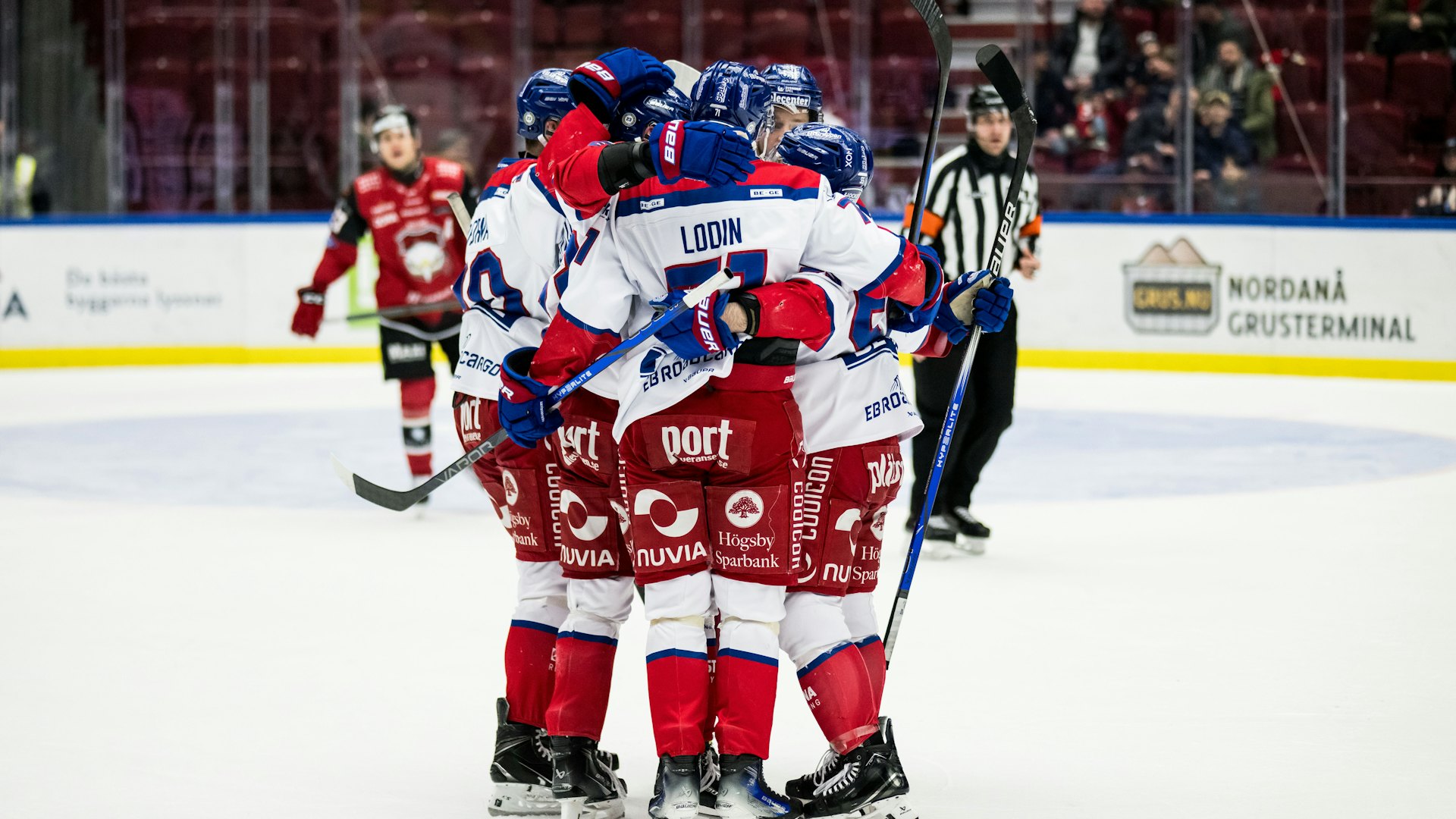 240229 Oskarshamns David Quenneville jublar efter 3-1 under ishockeymatchen i SHL mellan Malmö Redhawks och Oskarshamn den 29 februari 2024 i Malmö.
Foto: Petter Arvidson / BILDBYRÅN / kod PA / PA0773
ishockey ice hockey shl svenska hockeyligan swedish hockey league malmö redhawks oskarshamn jubel