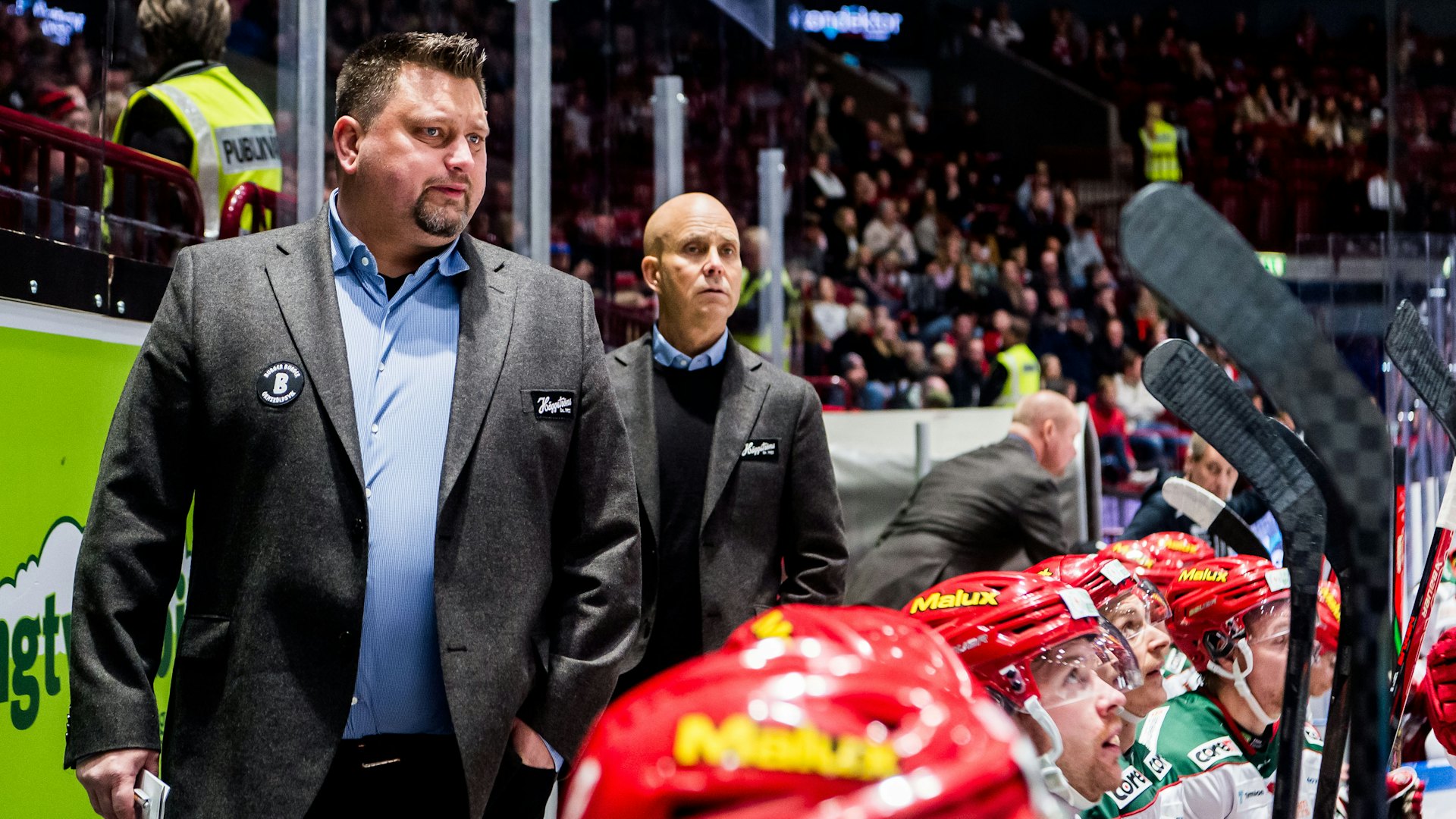 241102 Modos tränare Mattias Karlin under ishockeymatchen i SHL mellan Malmö Redhawks och Modo den 2 november 2024 i Malmö.
Foto: Christian Örnberg / BILDBYRÅN / COP 166 / CO0486
ishockey ice hockey shl svenska hockeyligan swedish hockey league malmö redhawks modo
